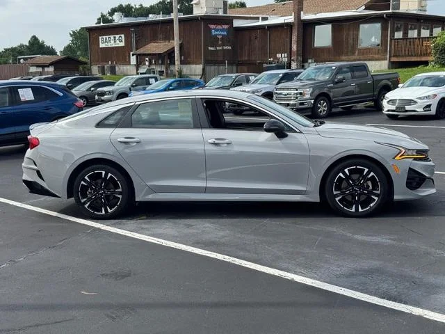 Used 2022 Wolf Gray Kia  image 2