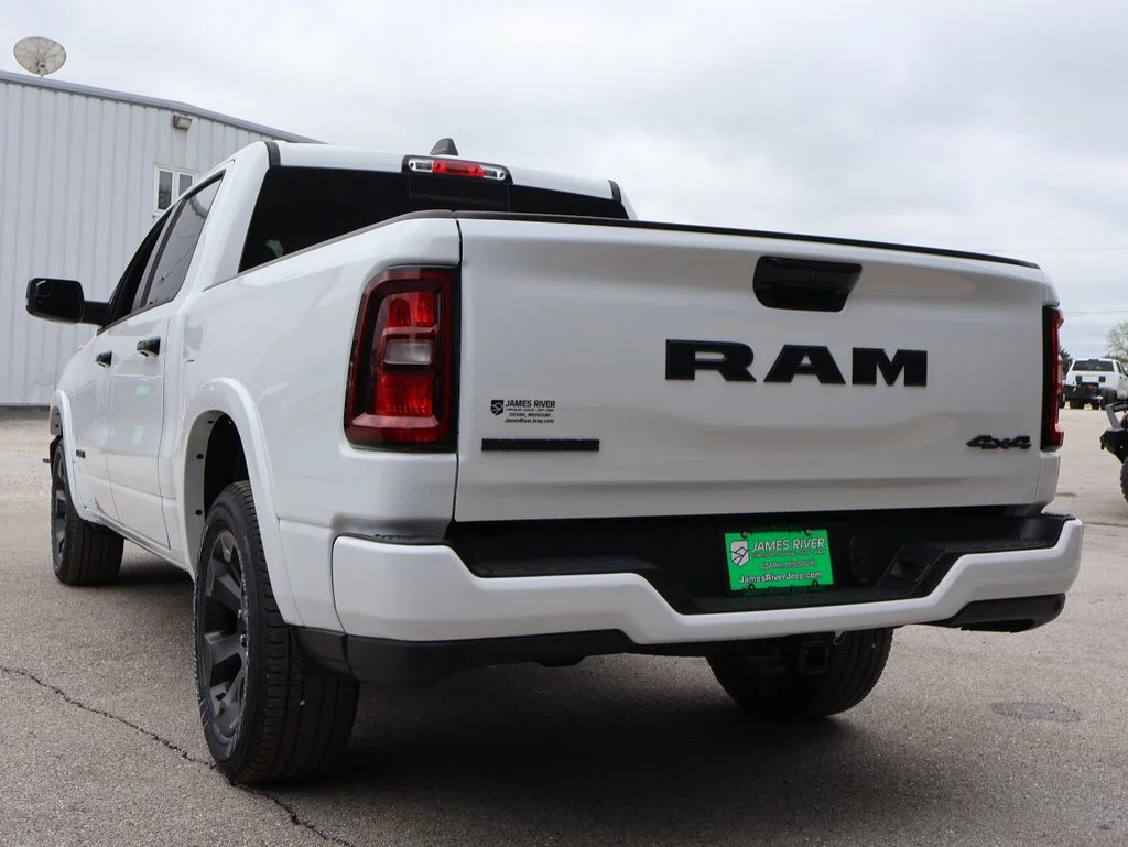 New 2026 Bright White Clear-Coat Exterior Paint RAM Big Horn/Lone Star image 3