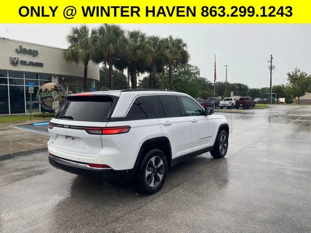 Used 2024 White Jeep 4xe image 3