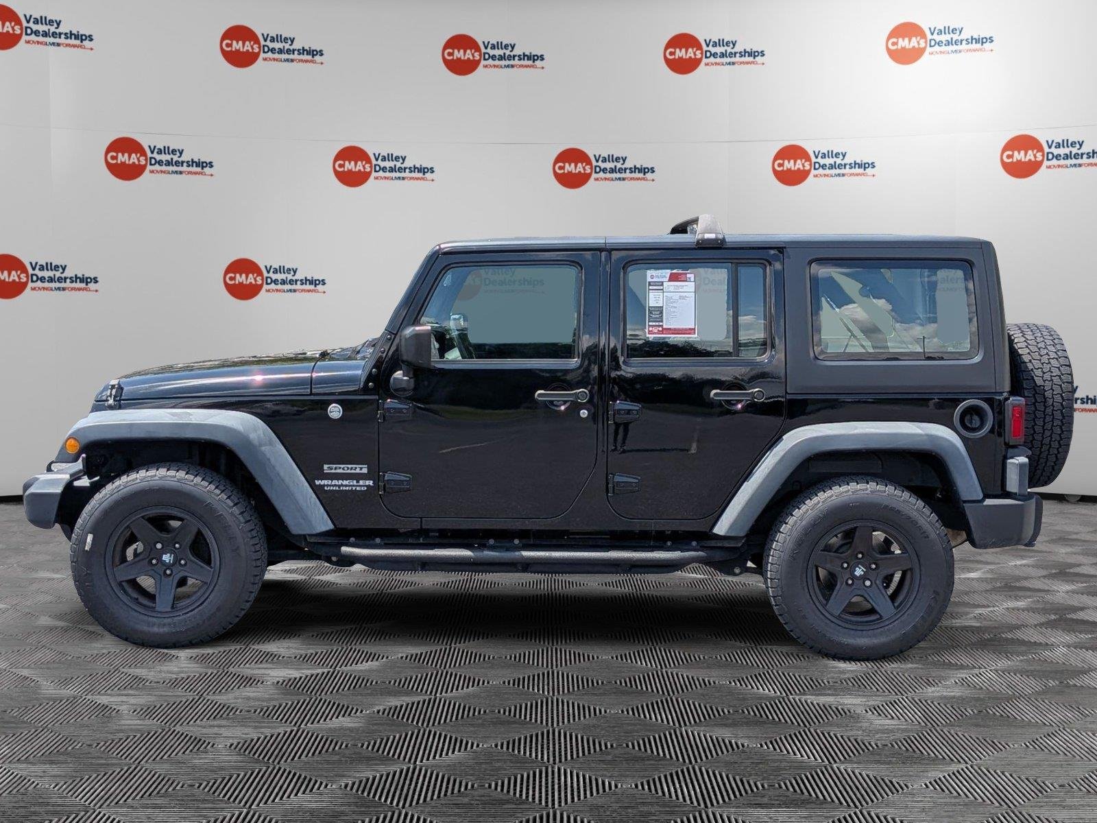 Used 2016 Black Clearcoat Jeep Sport image 8