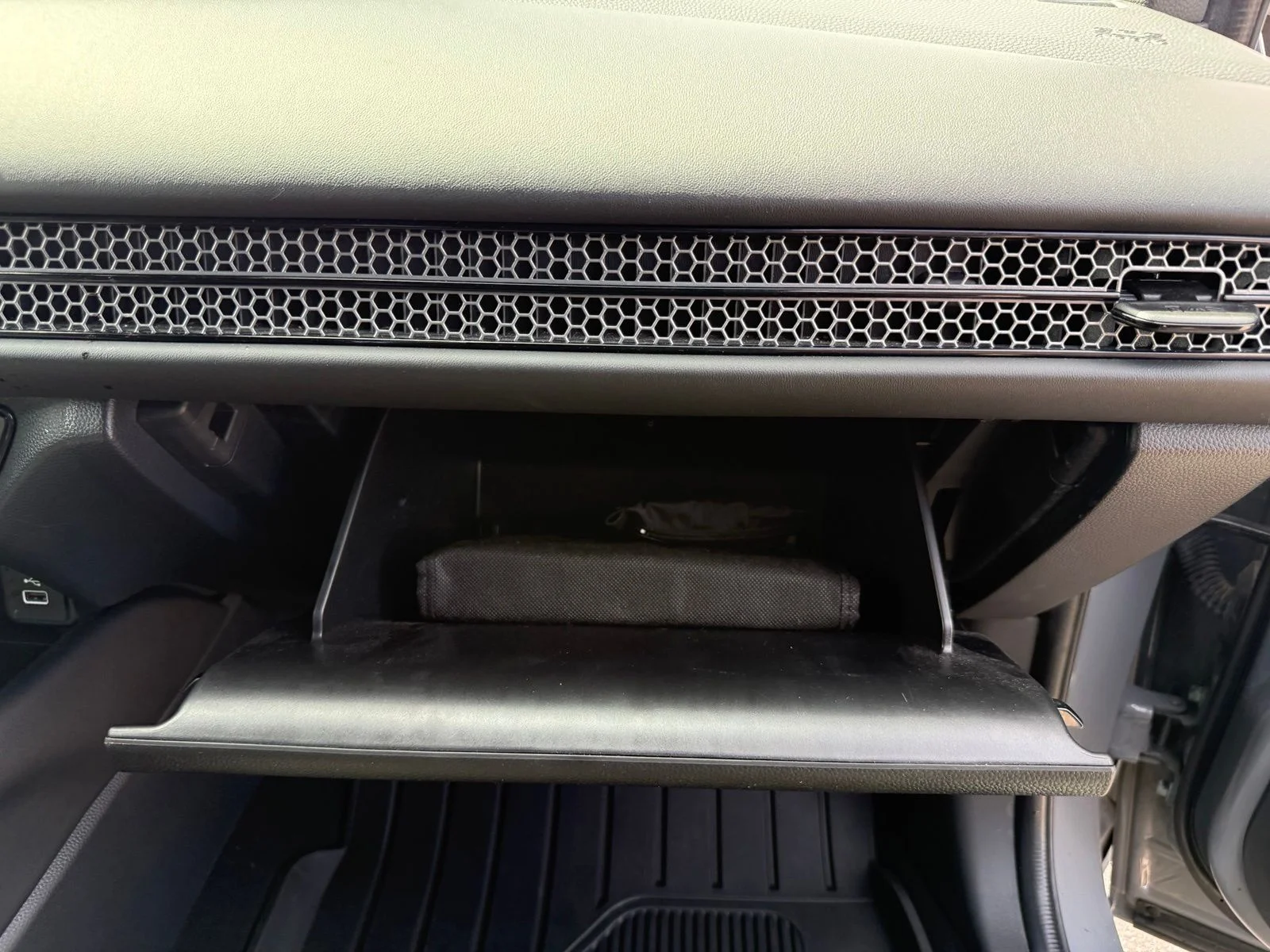Used 2024 Urban Gray Pearl Honda 5DR 2WD SPORT image 32