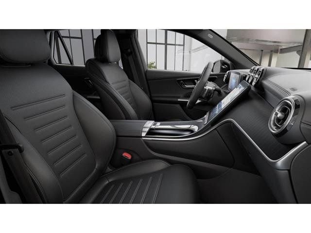 New 2026 Black Mercedes-Benz GLC 300 image 4