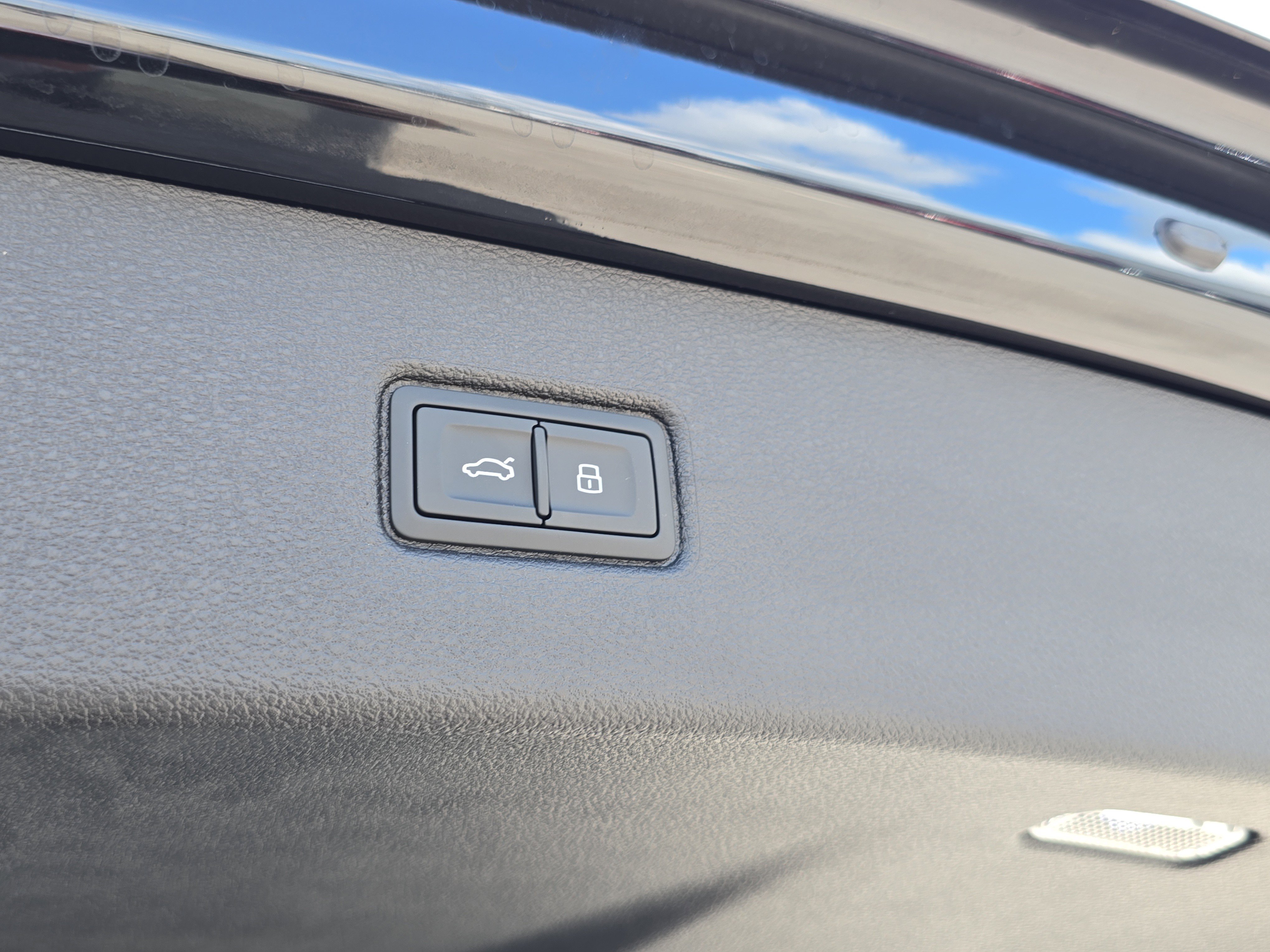 2025 Audi Q7 Prestige - Photo 9