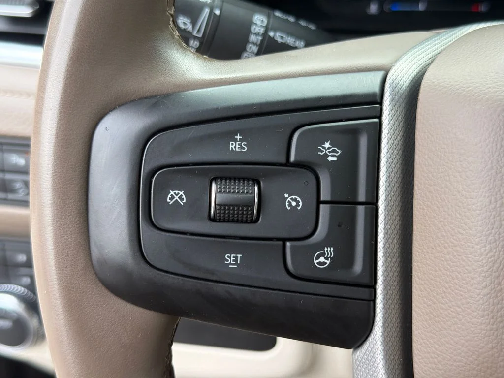 Used 2023 Blue GMC Denali image 25
