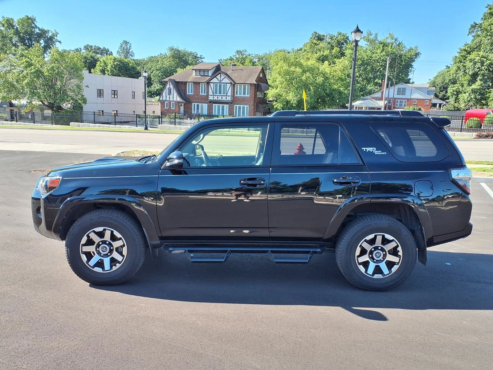 Used 2019 Midnight Black Metallic Toyota TRD Off Road Premium image 30