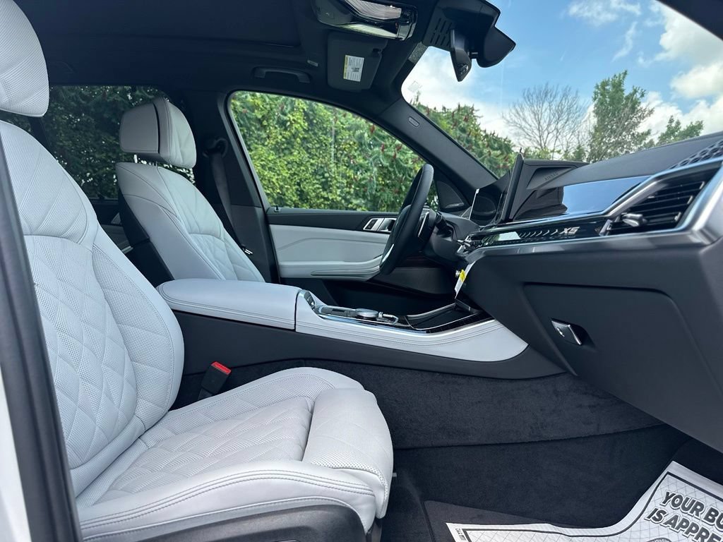 2026 BMW X5 40i - Photo 24