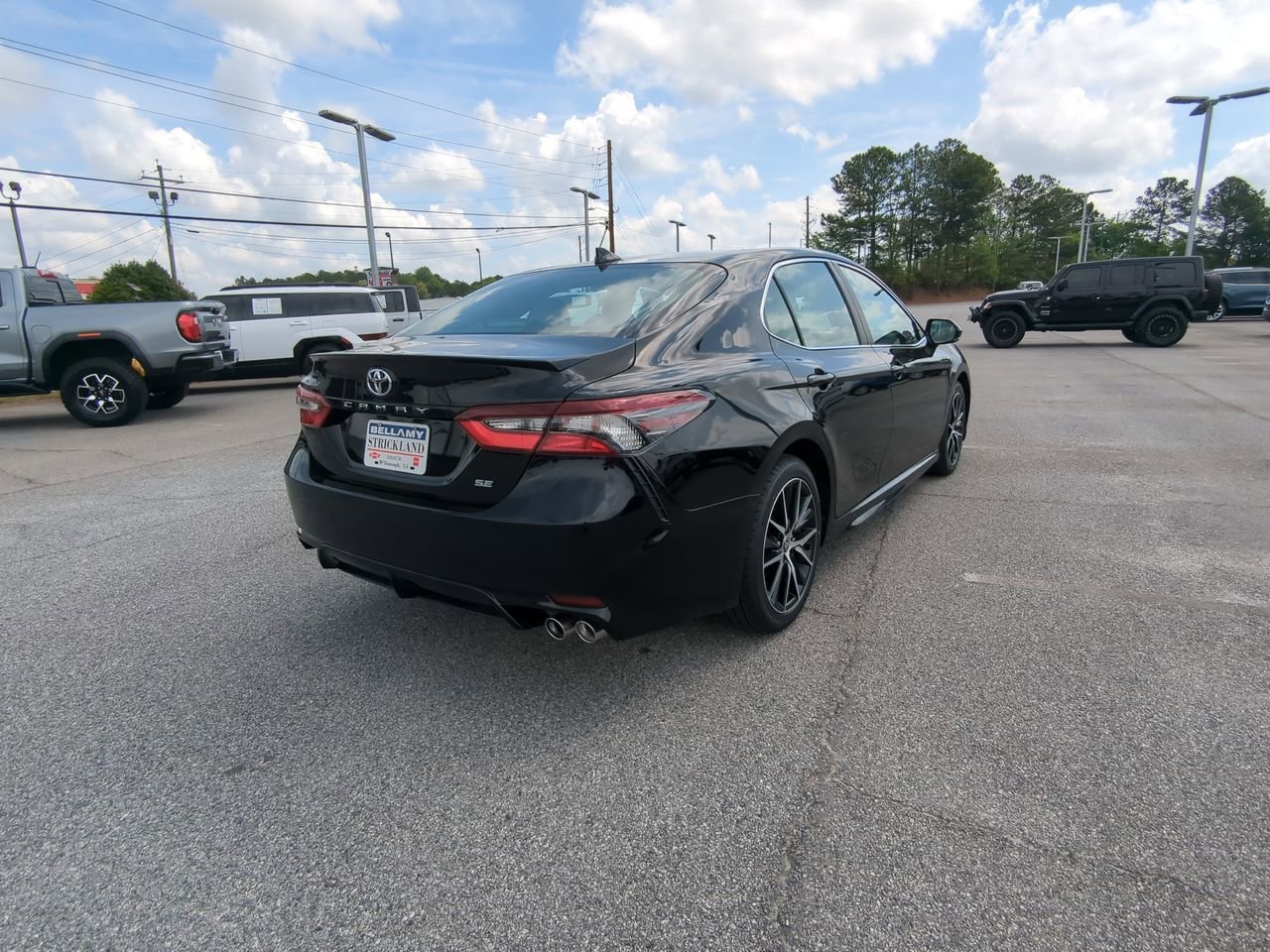 Used 2022 Black Toyota SE image 4