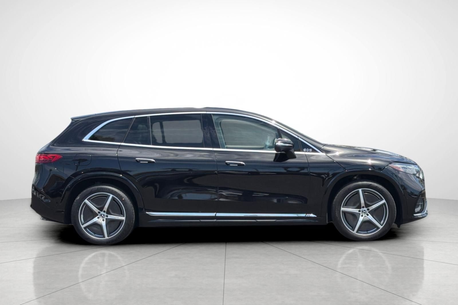 Certified Used 2023 Black Mercedes-Benz 580 image 24