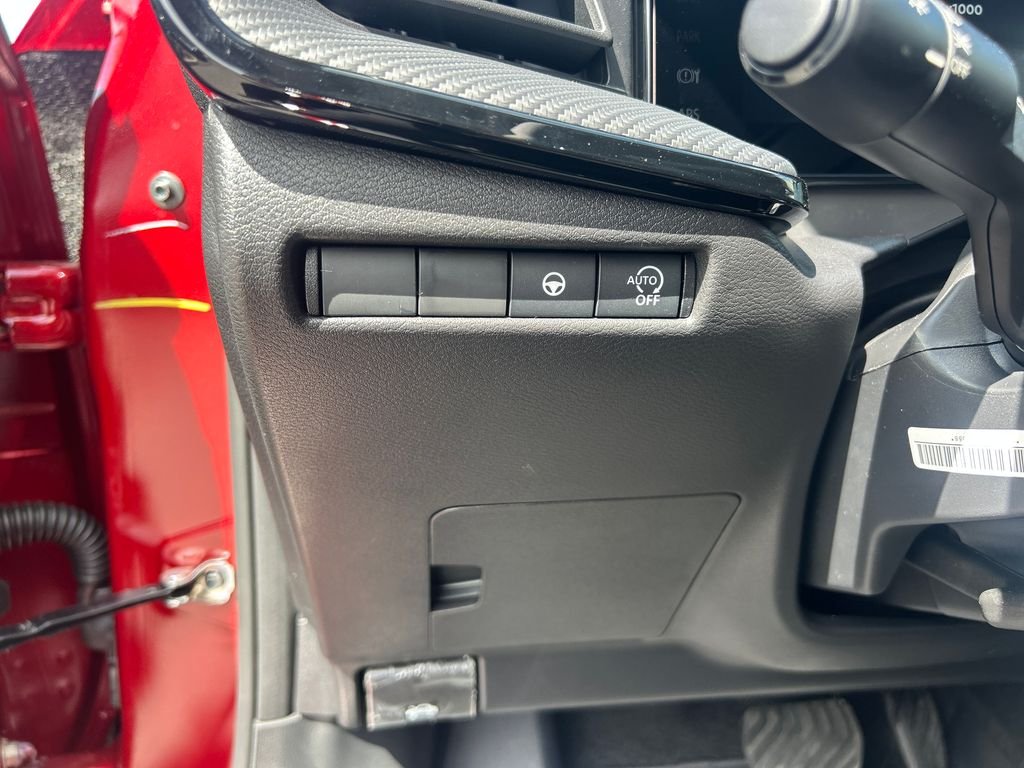 New 2026 Nissan Kicks SR 4D Sport Utility