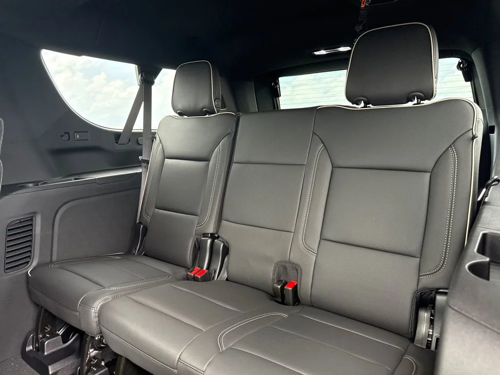 New 2026 Onyx Black GMC Elevation image 34