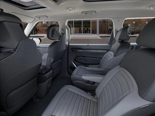 New 2026 Ivory Silver Kia Land AWD image 18