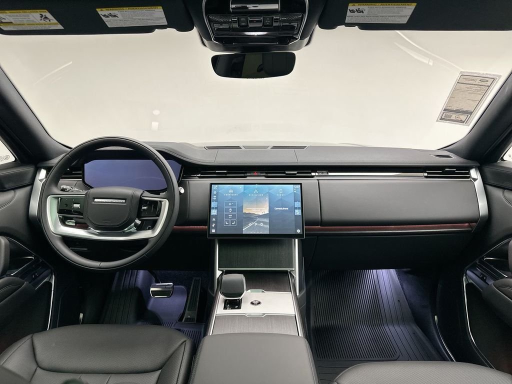 New 2026 Carpathian Gray Premium Metallic Land Rover SE image 8