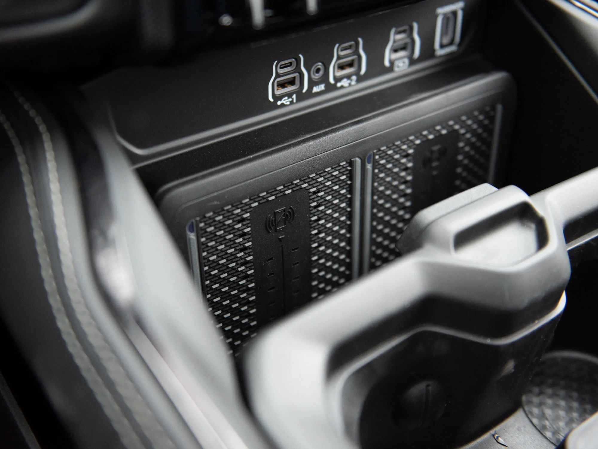 New 2026 Grey RAM Limited* image 23