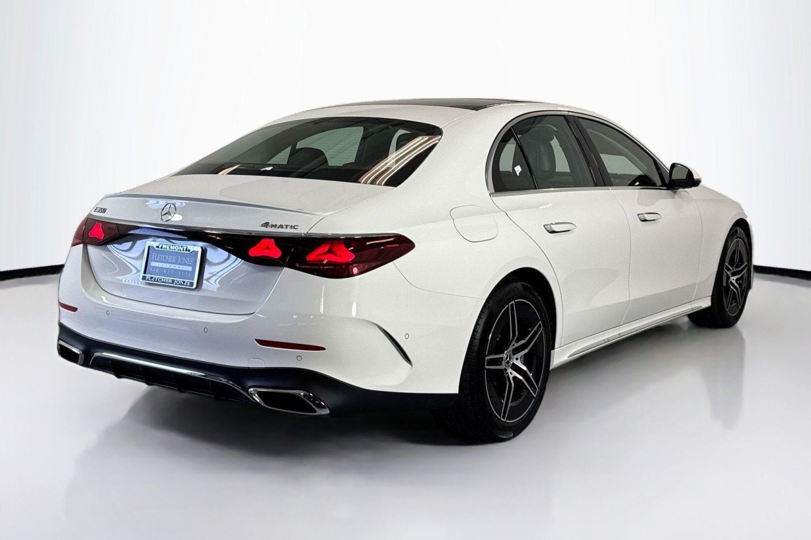 New 2026 Polar White Mercedes-Benz E 350 4MATIC® Sedan image 5