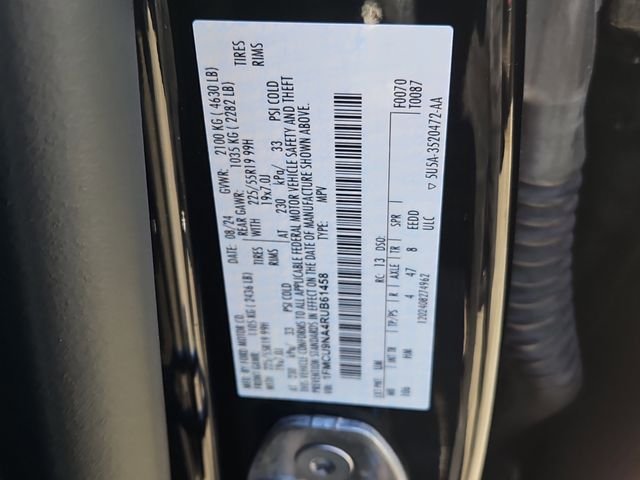 Used 2024 Black Metallic Ford ST-Line Select image 7