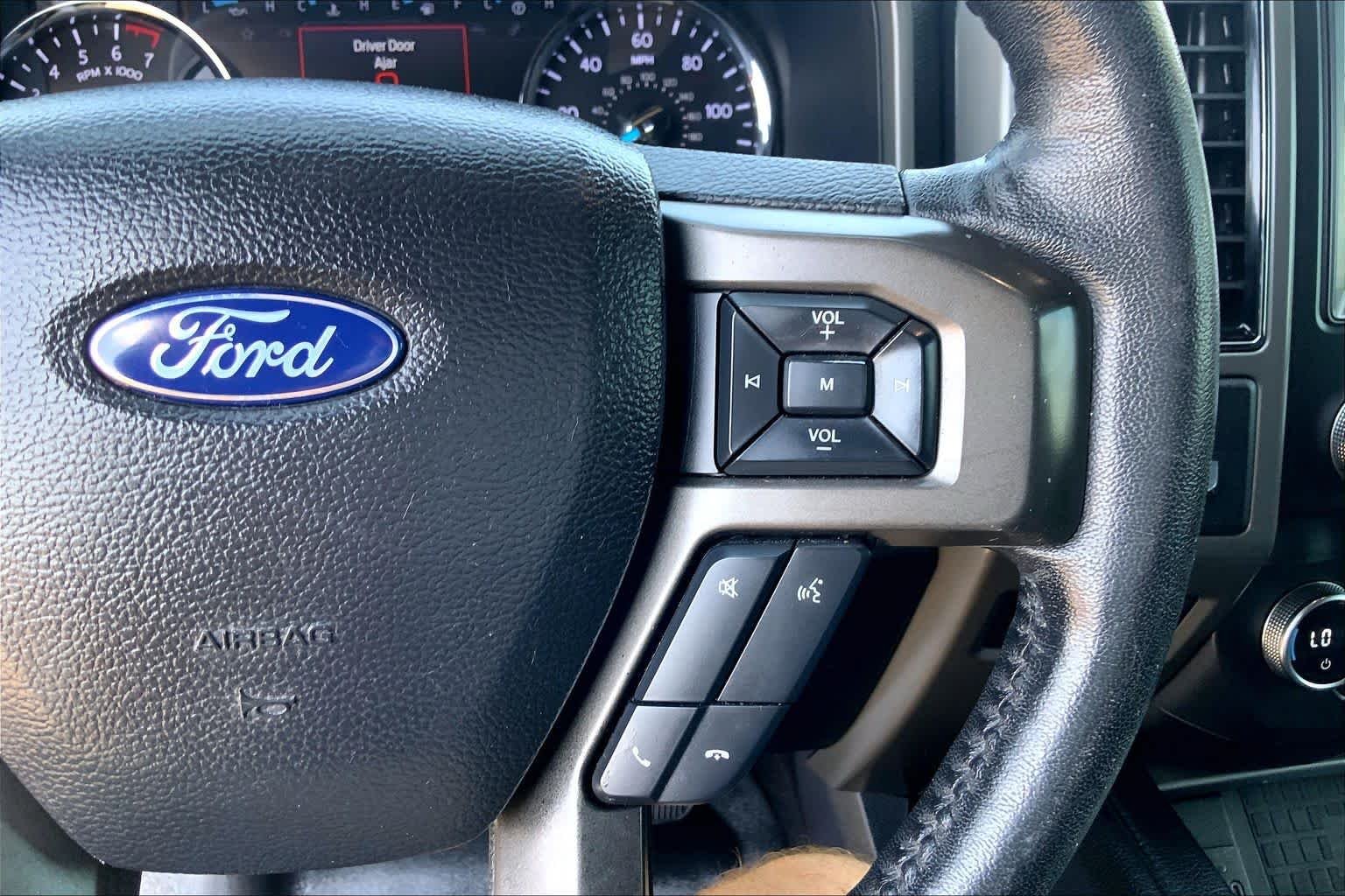 Used 2020 Iconic Silver Metallic Ford XLT image 25