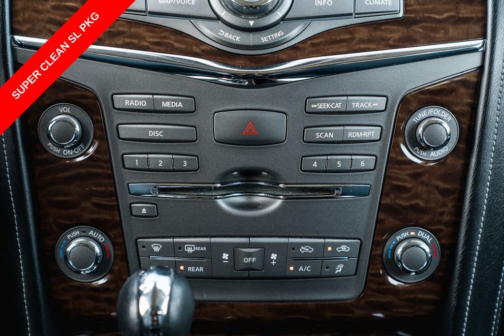 Used 2018 Gun Metallic Nissan SL image 37