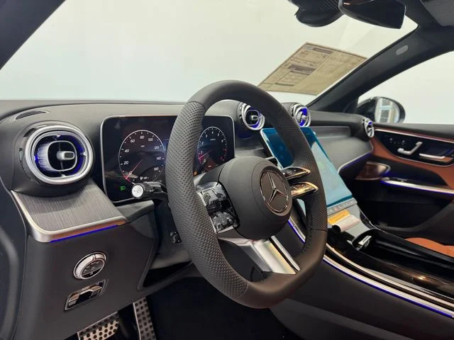 New 2027 Black Mercedes-Benz GLC 300 image 38
