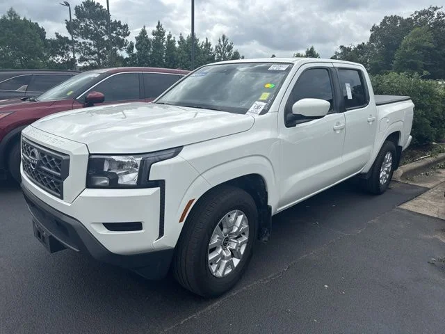 2023 Nissan Frontier SV Crew Cab 4X2 SWB's photo