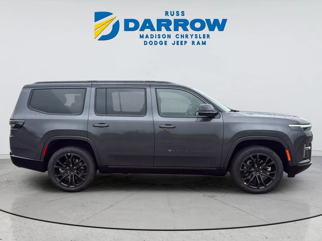 New 2026 Baltic Gray Metallic Clearcoat Jeep Summit Reserve image 6