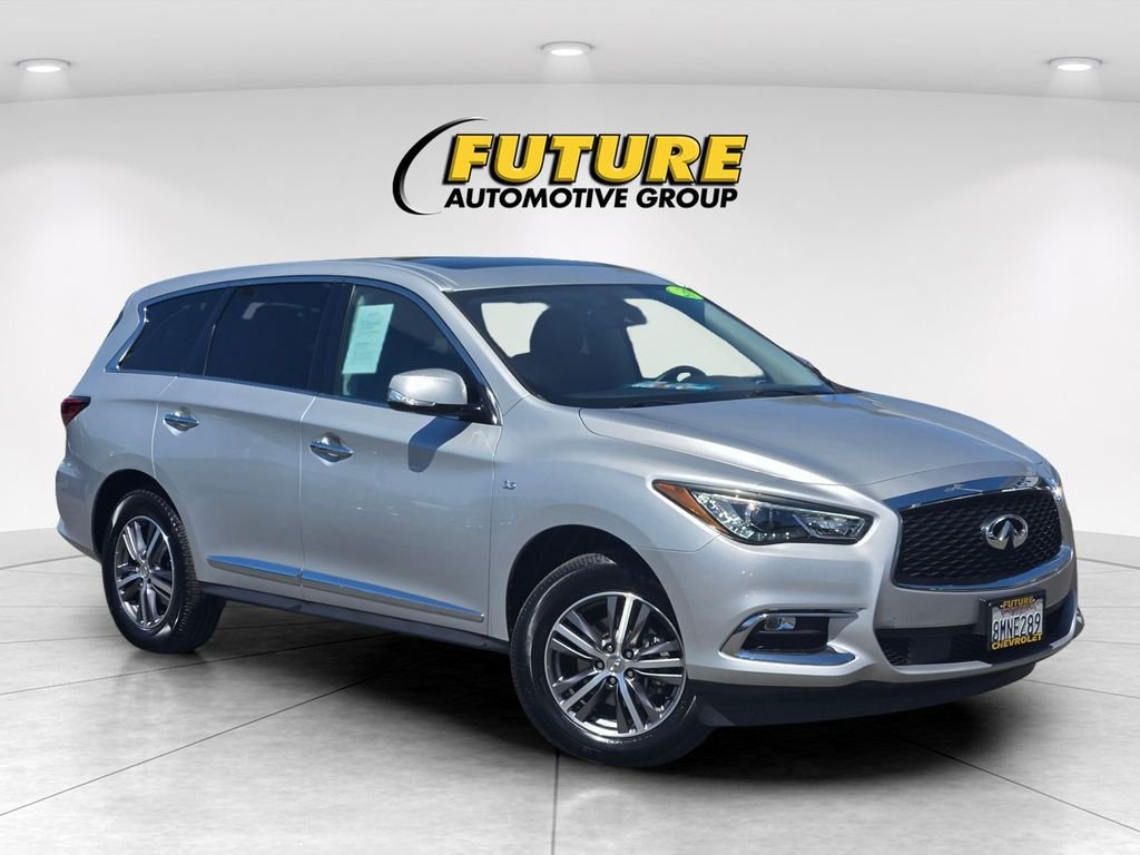 Used 2020 Silver INFINITI PURE image 1