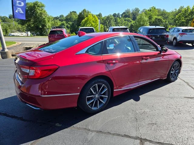 Used 2022 Red Honda EX-L image 8