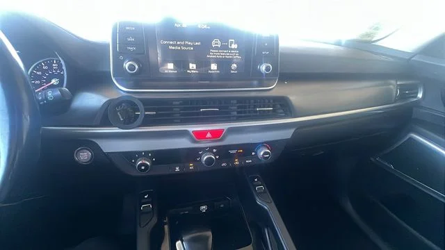 Used 2020 Gray Kia S image 19