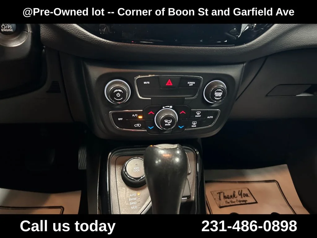 Used 2020 Red Jeep Latitude image 19
