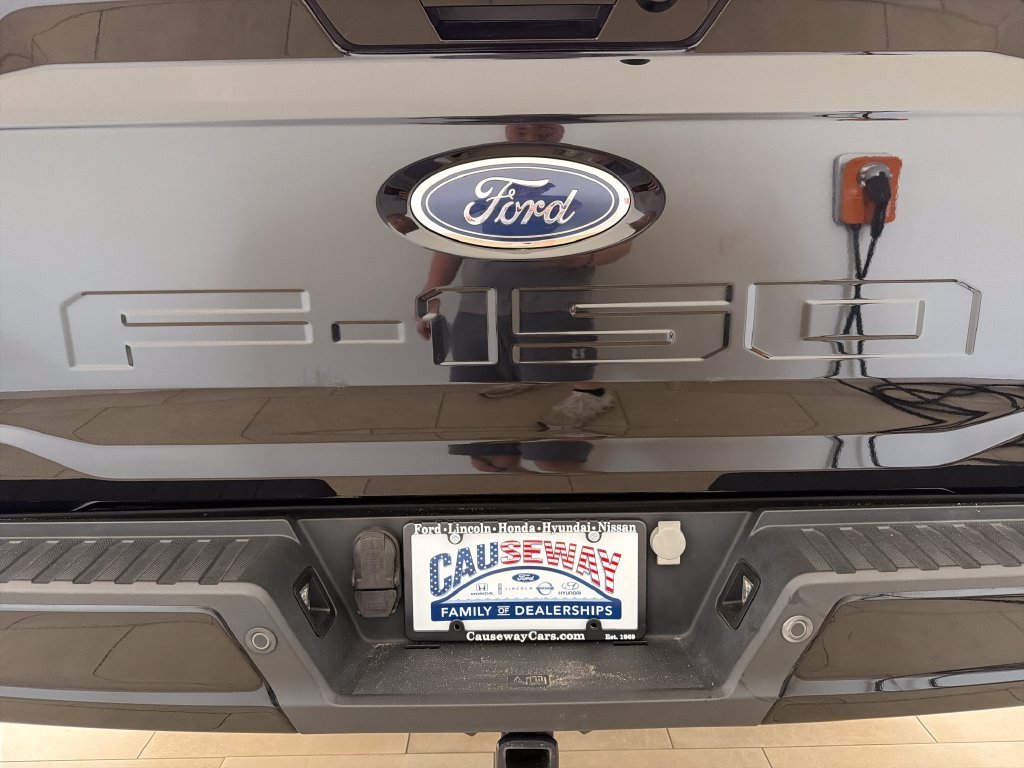 Used 2023 Black Metallic Ford XLT image 35