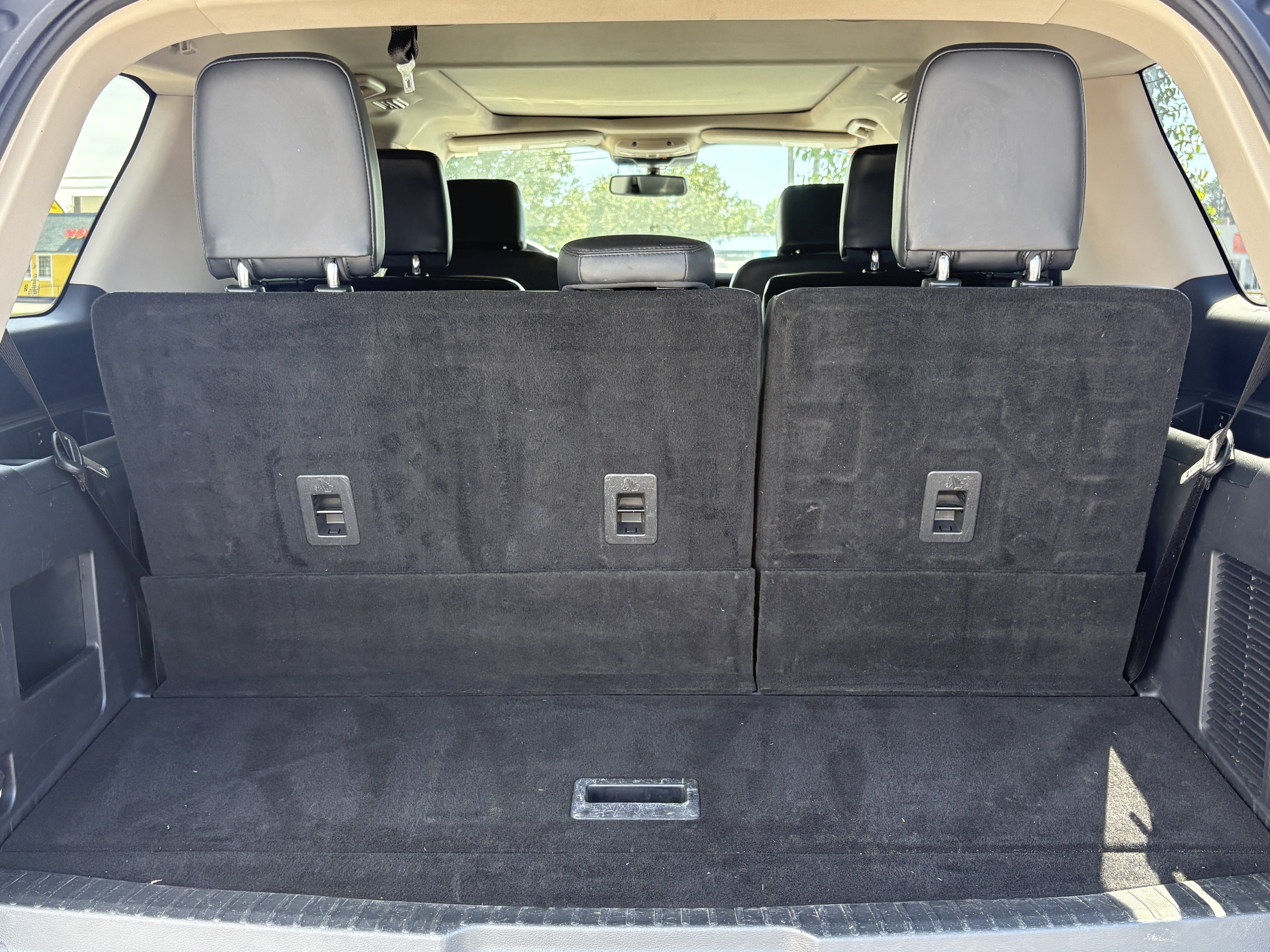Used 2024 Gray Metallic Ford XLT image 11