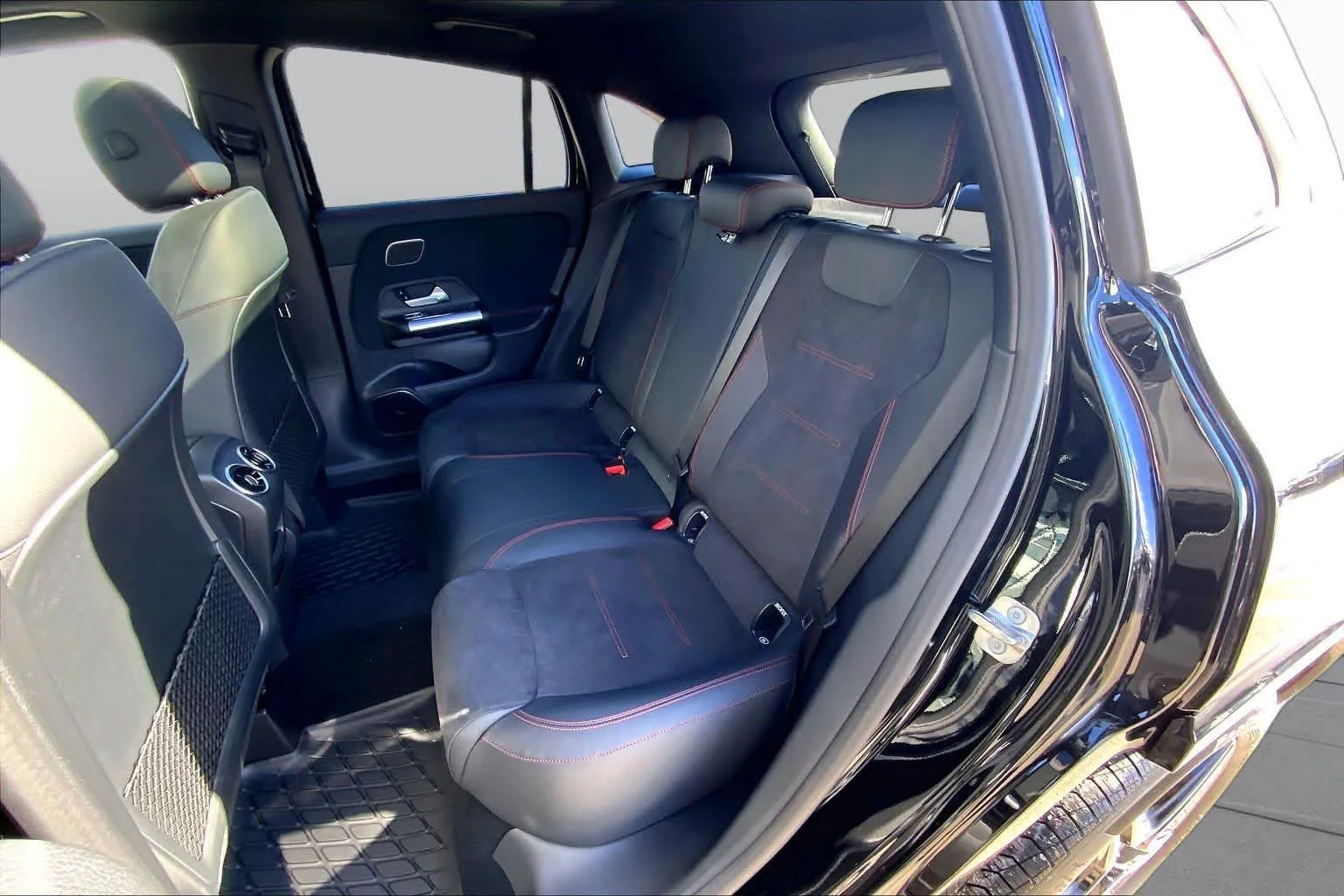 Certified Used 2024 Night Black Mercedes-Benz GLA 250 image 20