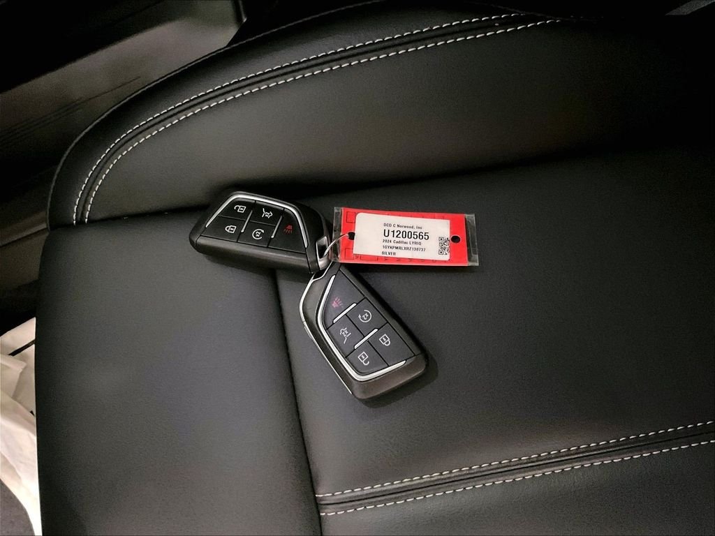 Used 2024 Silver Cadillac Tech image 31