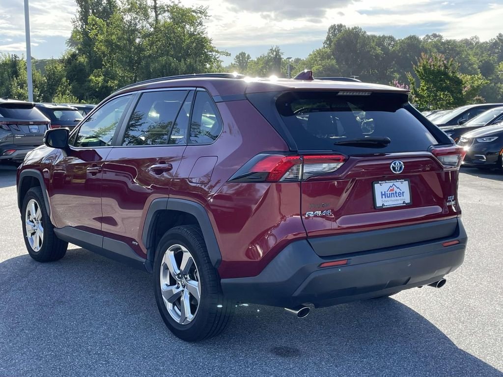 2021 Toyota RAV4 XLE Premium - Photo 27