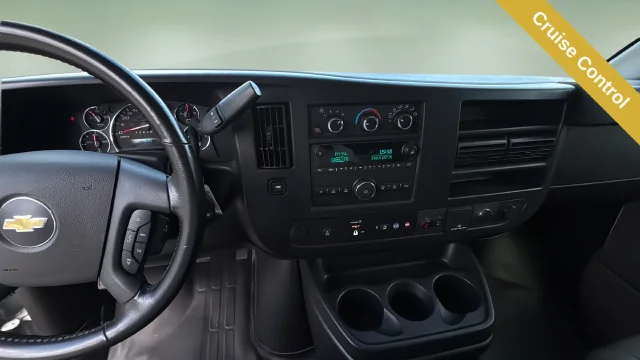 Used 2022 Summit White Chevrolet WT image 12