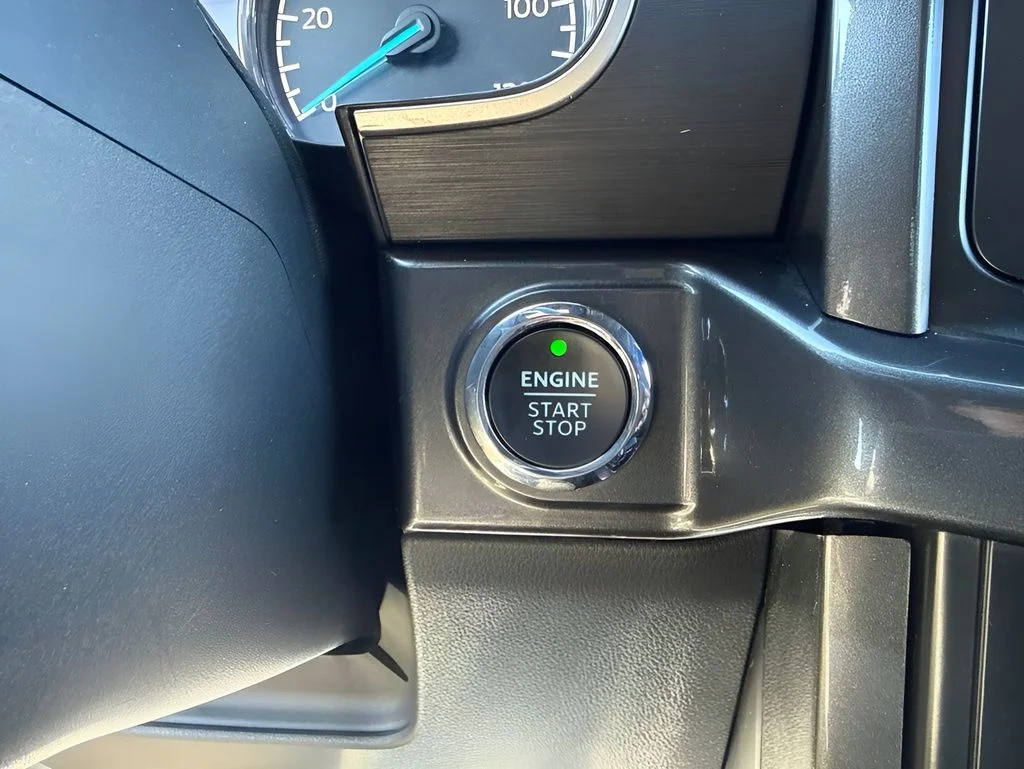 Used 2023 White Ford XLT image 22