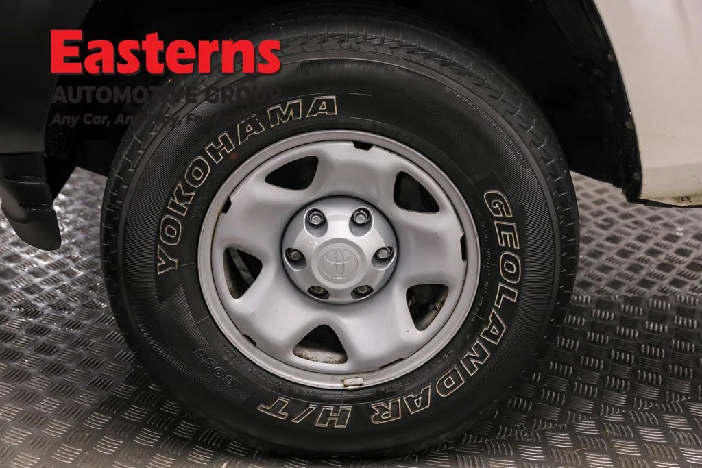 Used 2019 White Toyota SR image 29
