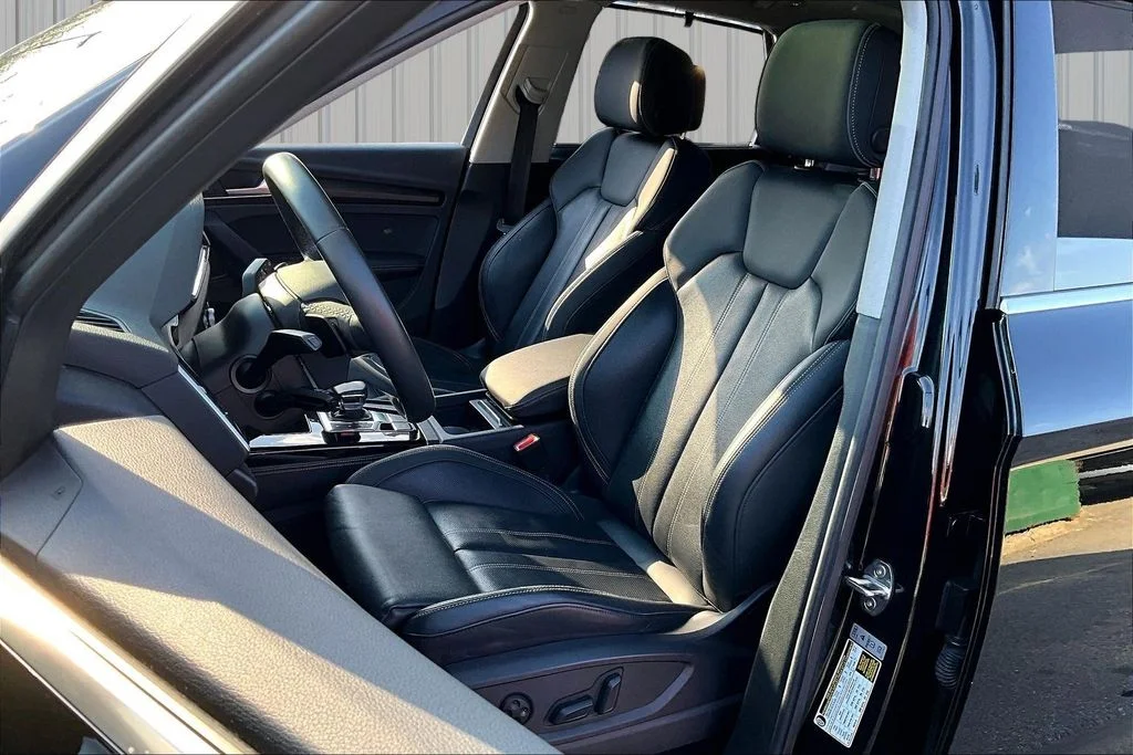 Used 2023 Black Audi 45 S line Prestige image 21