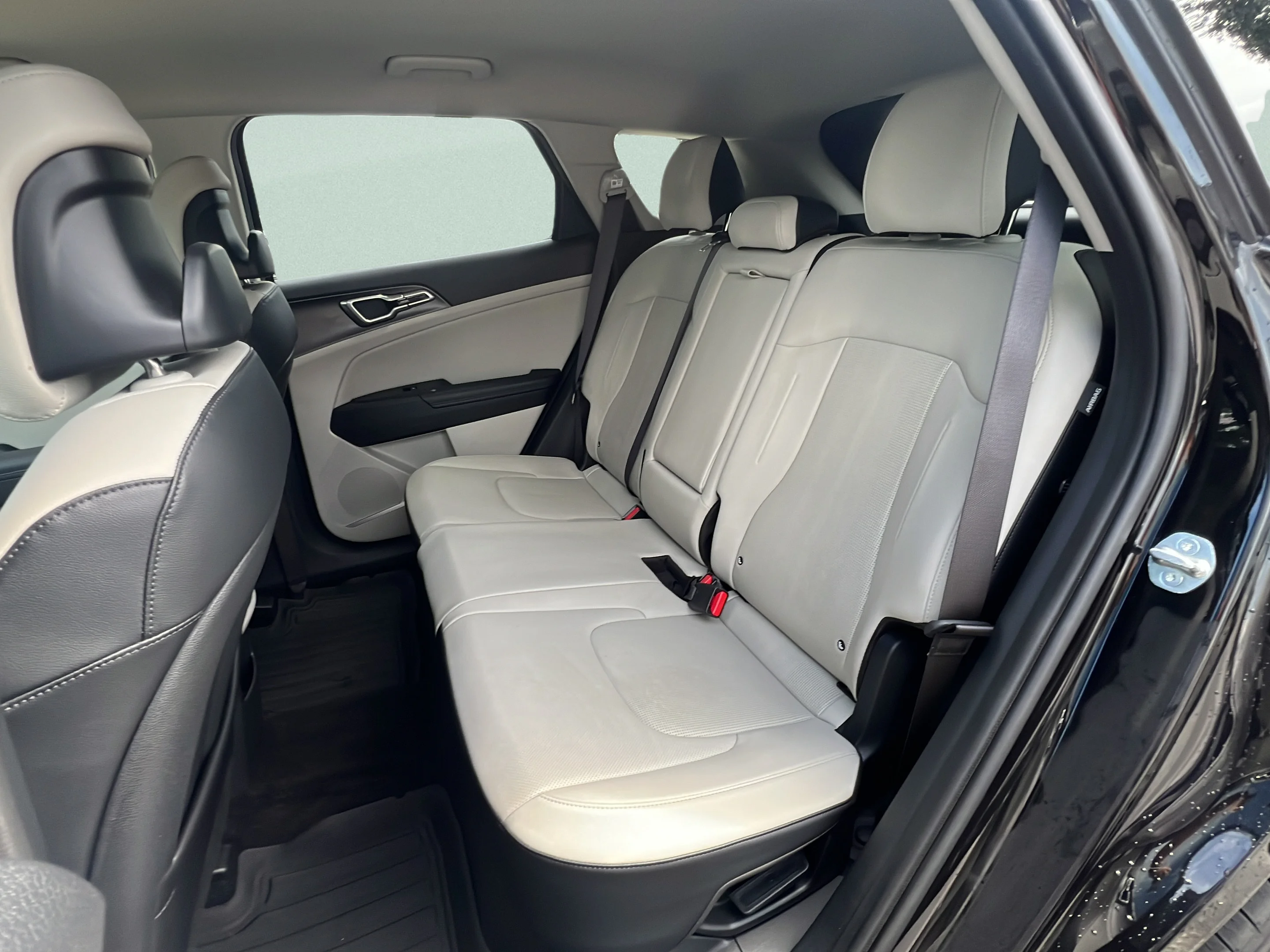 Used 2026 Fusion Black Kia EX image 10