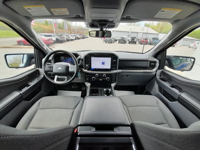 Used 2024 Blue Ford XLT image 41