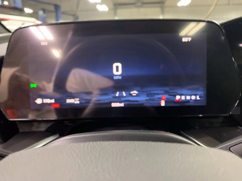 Used 2026 Summit White Chevrolet RST image 37