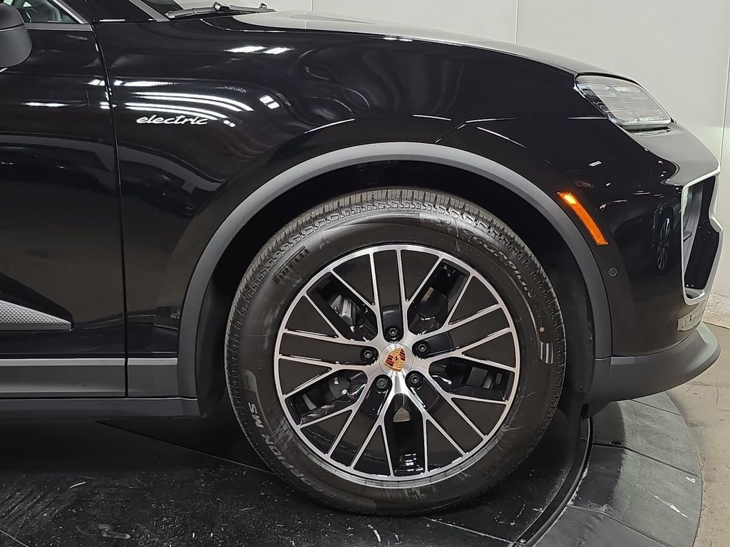 New 2026 Black Porsche  image 11