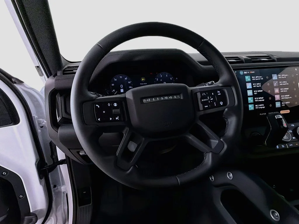 New 2026 Fuji White Land Rover X-Dynamic SE image 11