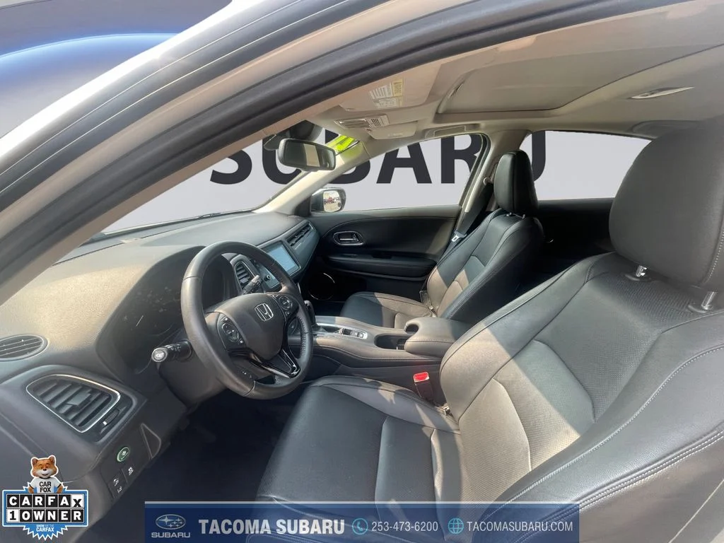 Used 2021 White Honda EX-L image 10