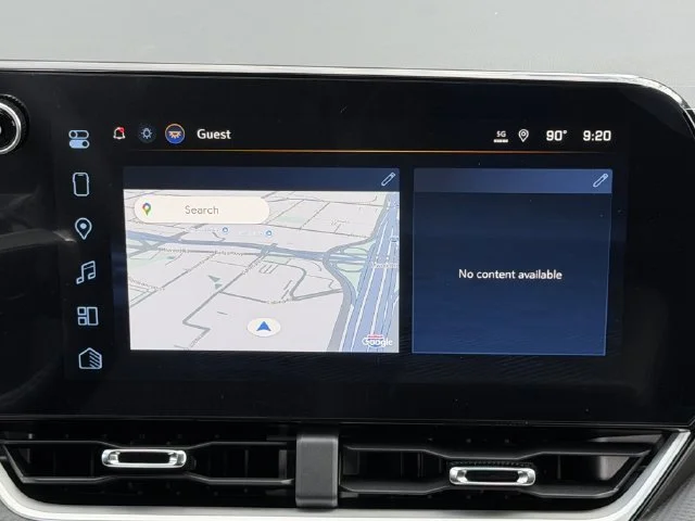 2027 Chevrolet Equinox LT - Photo 12