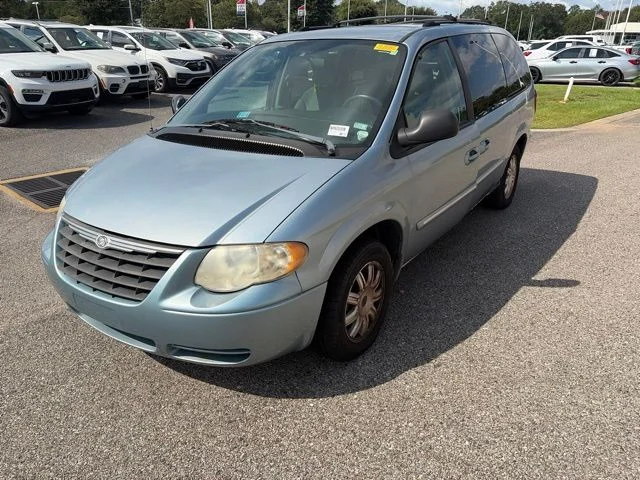2005 Chrysler Town & Country