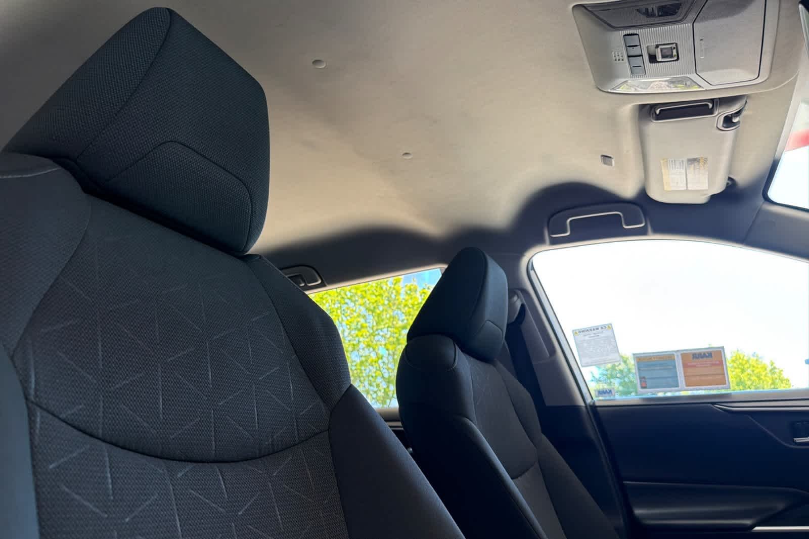 Used 2024 Ice Cap Toyota Hybrid XLE image 18