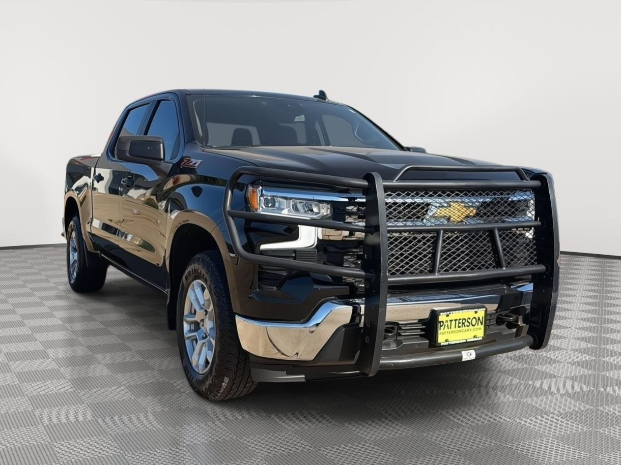 Used 2022 Black Chevrolet LT image 1