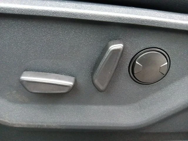 New 2026 Marsh Gray Ford F-250® Lariat® image 16