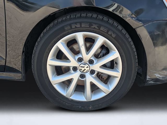 Used 2014 Black Volkswagen 1.8T SE image 11