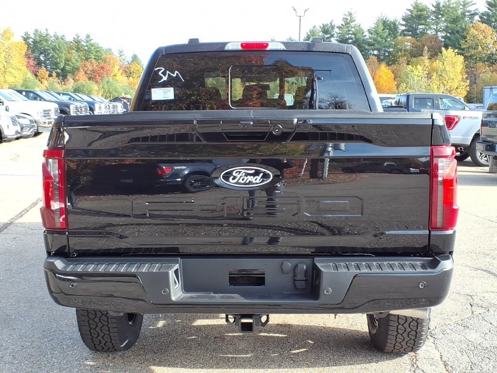 New 2026 Agate Black Metallic Ford XLT image 6